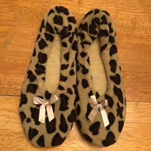 Leopard print slip on slippers very nice soft L rockabilly pinup girl varga cute